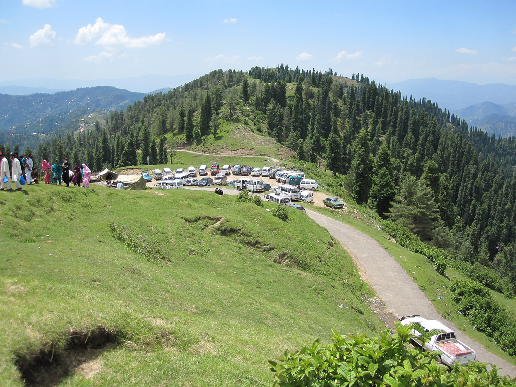 File:Tolipeer kashmir Pakistan.jpg - Wikimedia Commons