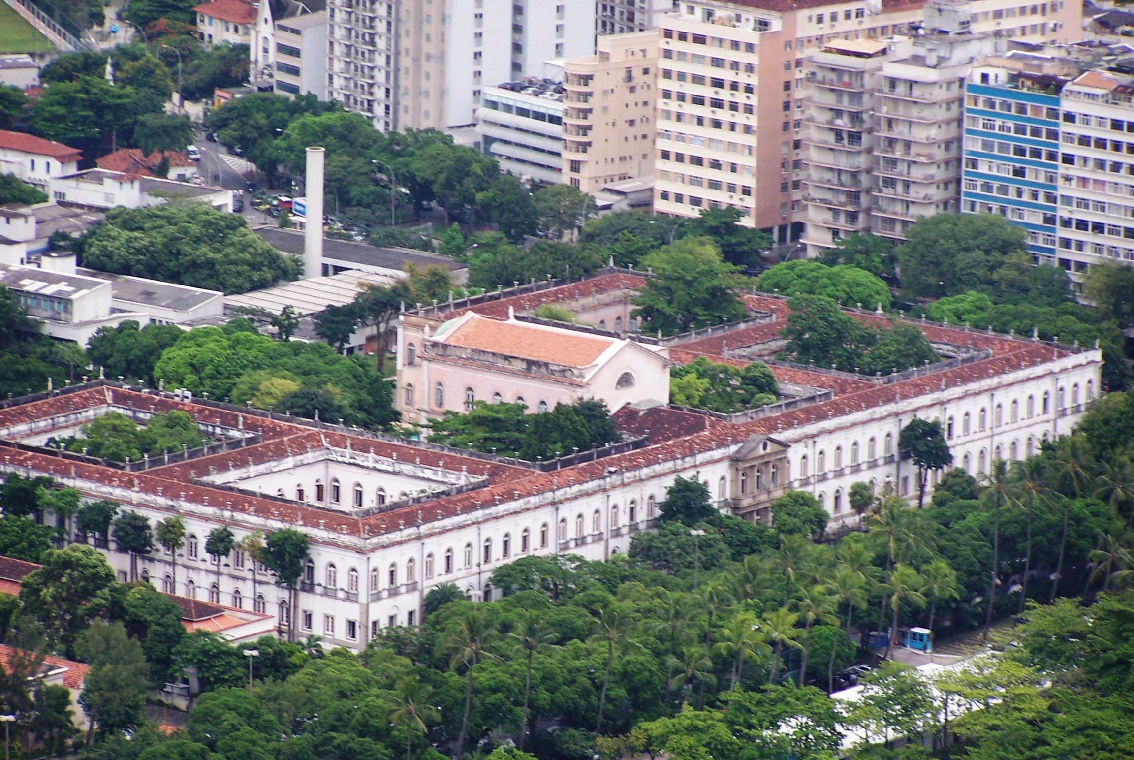 vista aérea del campus de iit bombay