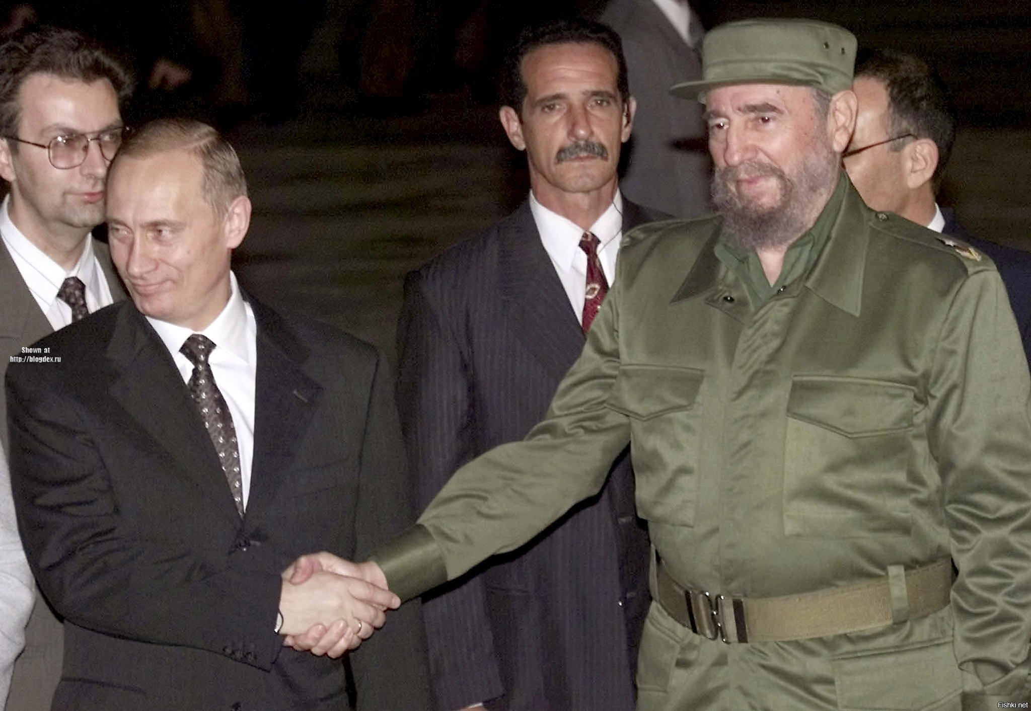 File:Vladimir Putin in Cuba 14-17 December 2000-1.jpg