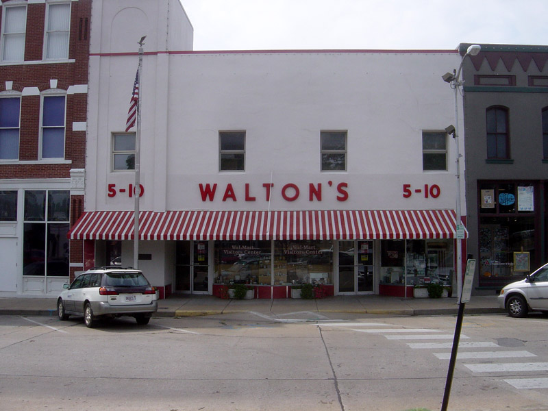 File:Walton's Five and Dime store, Bentonville, Arkansas.jpg