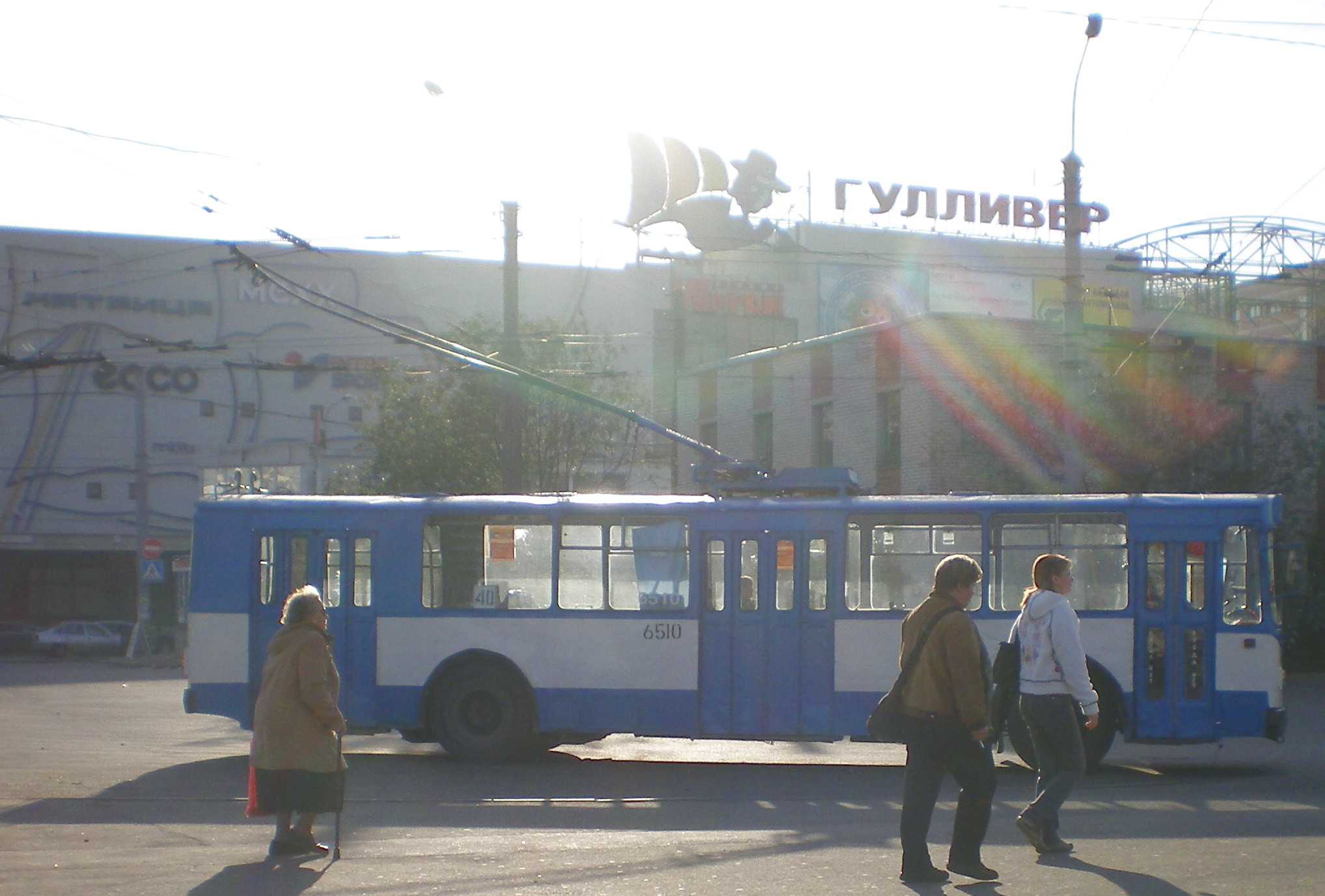 Троллейбус 40 изменение. Троллейбус 40 СПБ. Ленинградский-Петербургский троллейбус. 40 Троллейбус маршрут. Троллейбусы 2000-х.