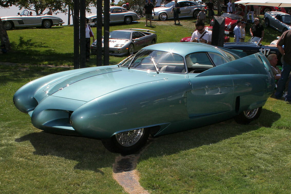 1954_Alfa_Romeo_BAT_7_Concept_Car_fvl3_%28cropped%29.jpg