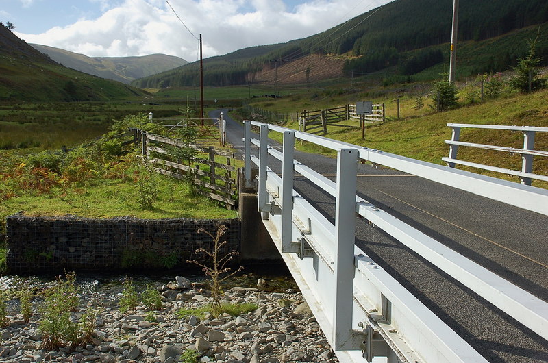 File:Bridge over the Kirkhope Burn - geograph.org.uk - 2063136.jpg