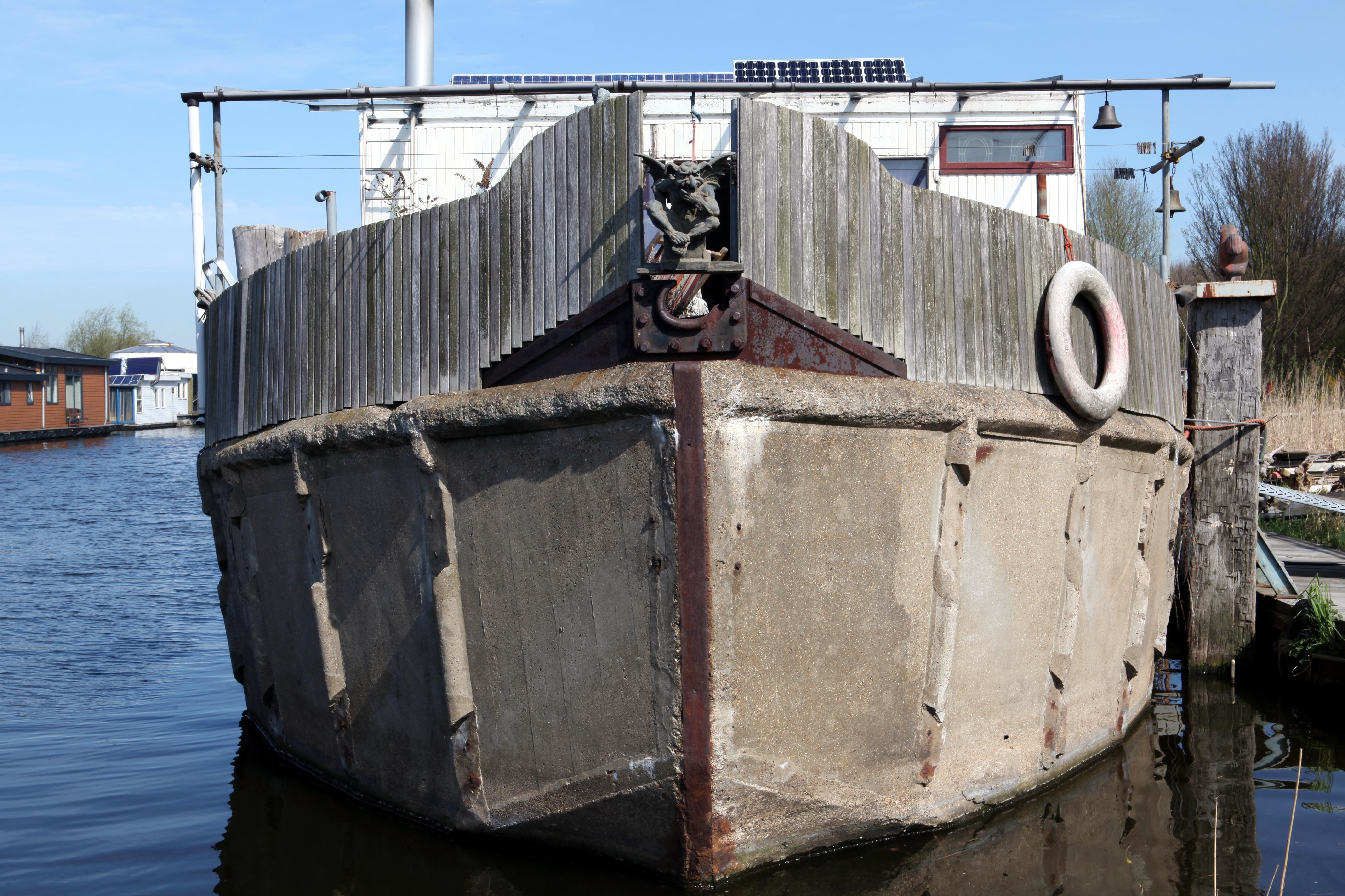 File:Concrete barge boat ship - Flickr - Joost J. Bakker ...
