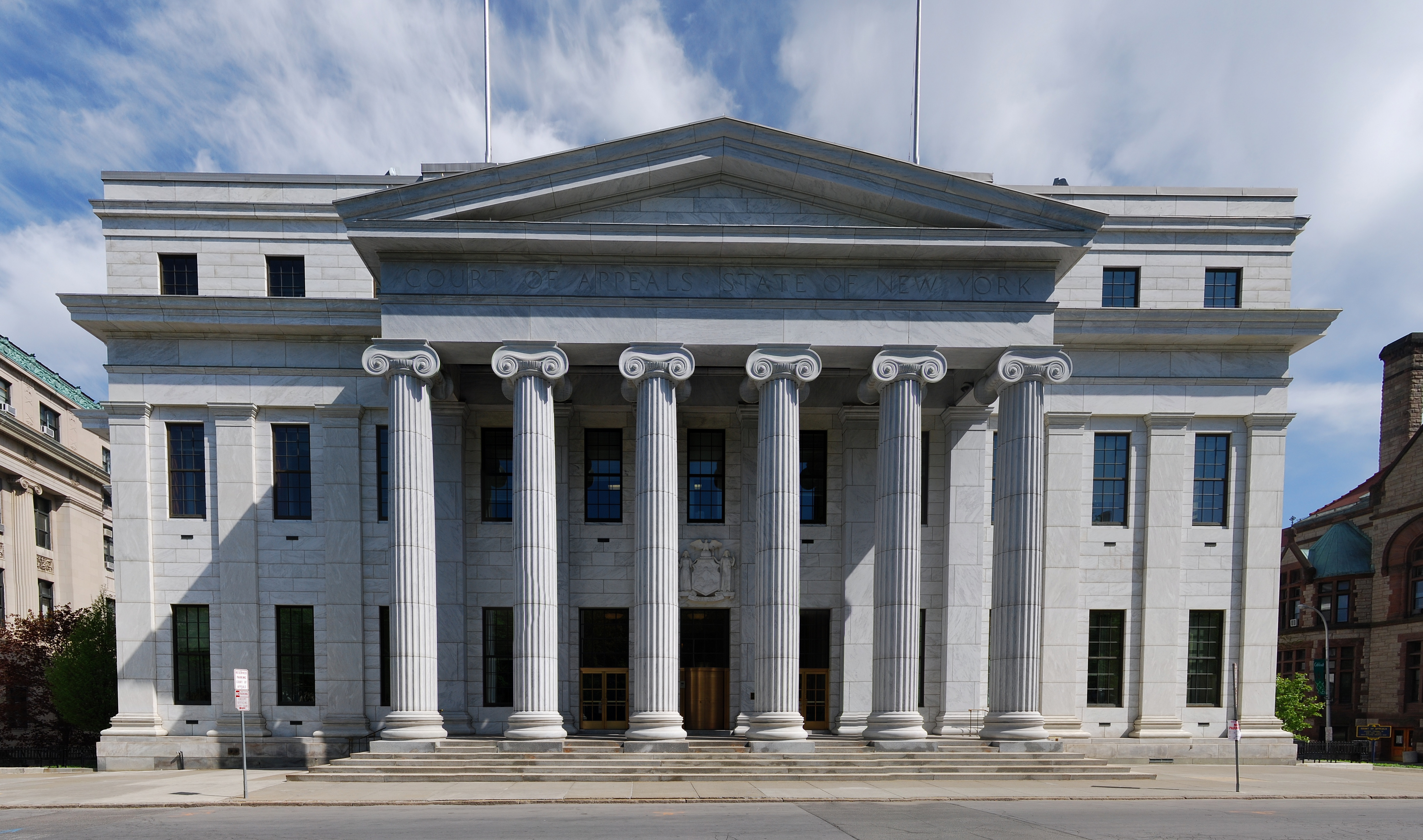 United States Supreme Court Building - Wikipedia