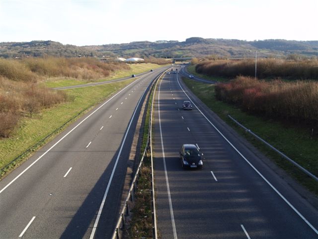 File:Dual Carriageway heading towards Birdlip - geograph.org.uk - 670218.jpg