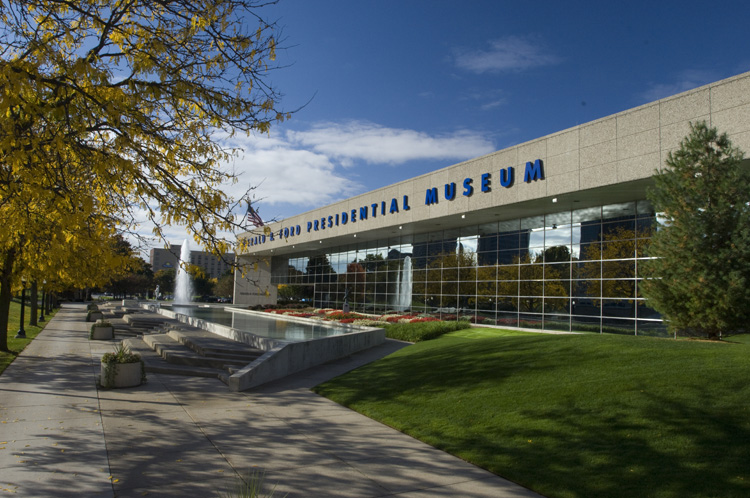 File:Ford ford museum.jpg