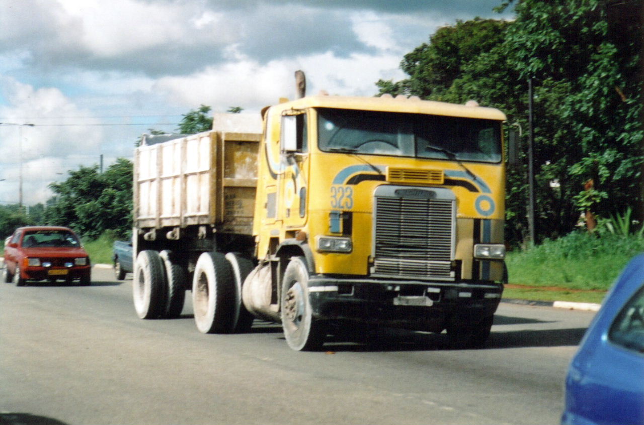 Грузовики freightliner 9664