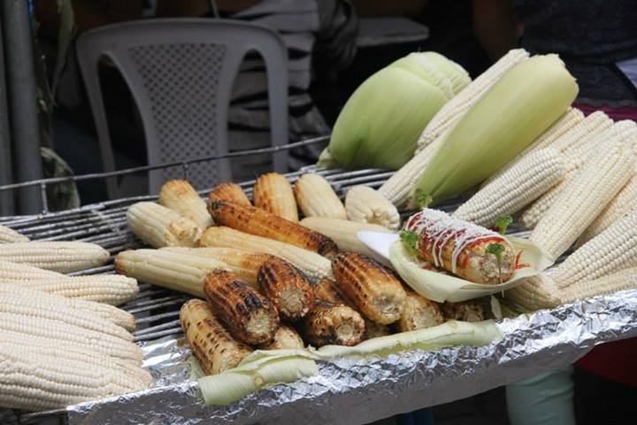 File:Gastronomía Feria del maíz .jpg