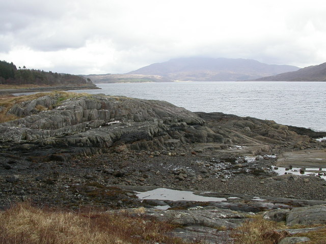 File:Loch Sunart near Camastorsa - geograph.org.uk - 869367.jpg