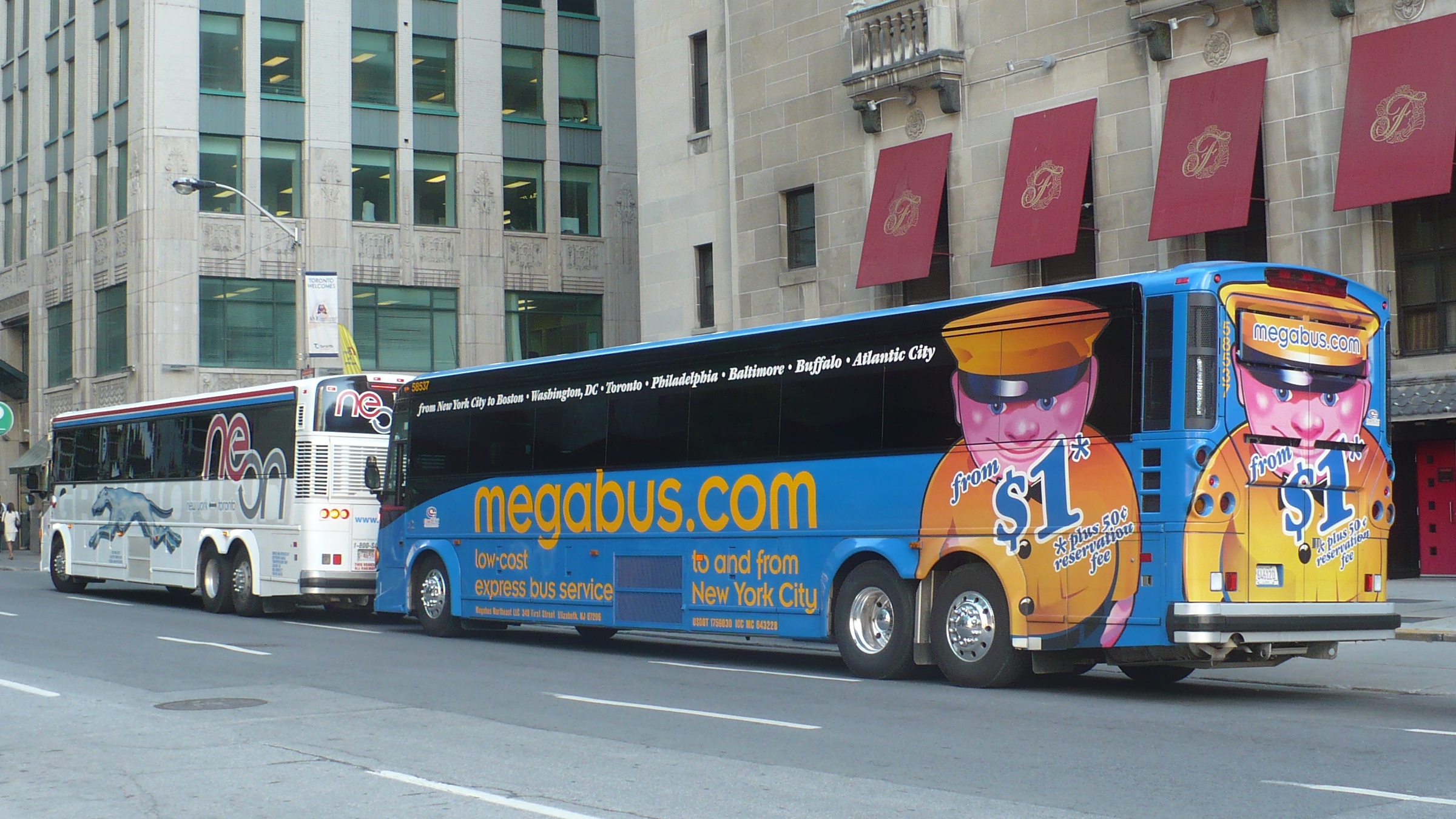 Автобус ис. Megabus информация. Megabus USA. Megabus Canada. Megabus Toronto.