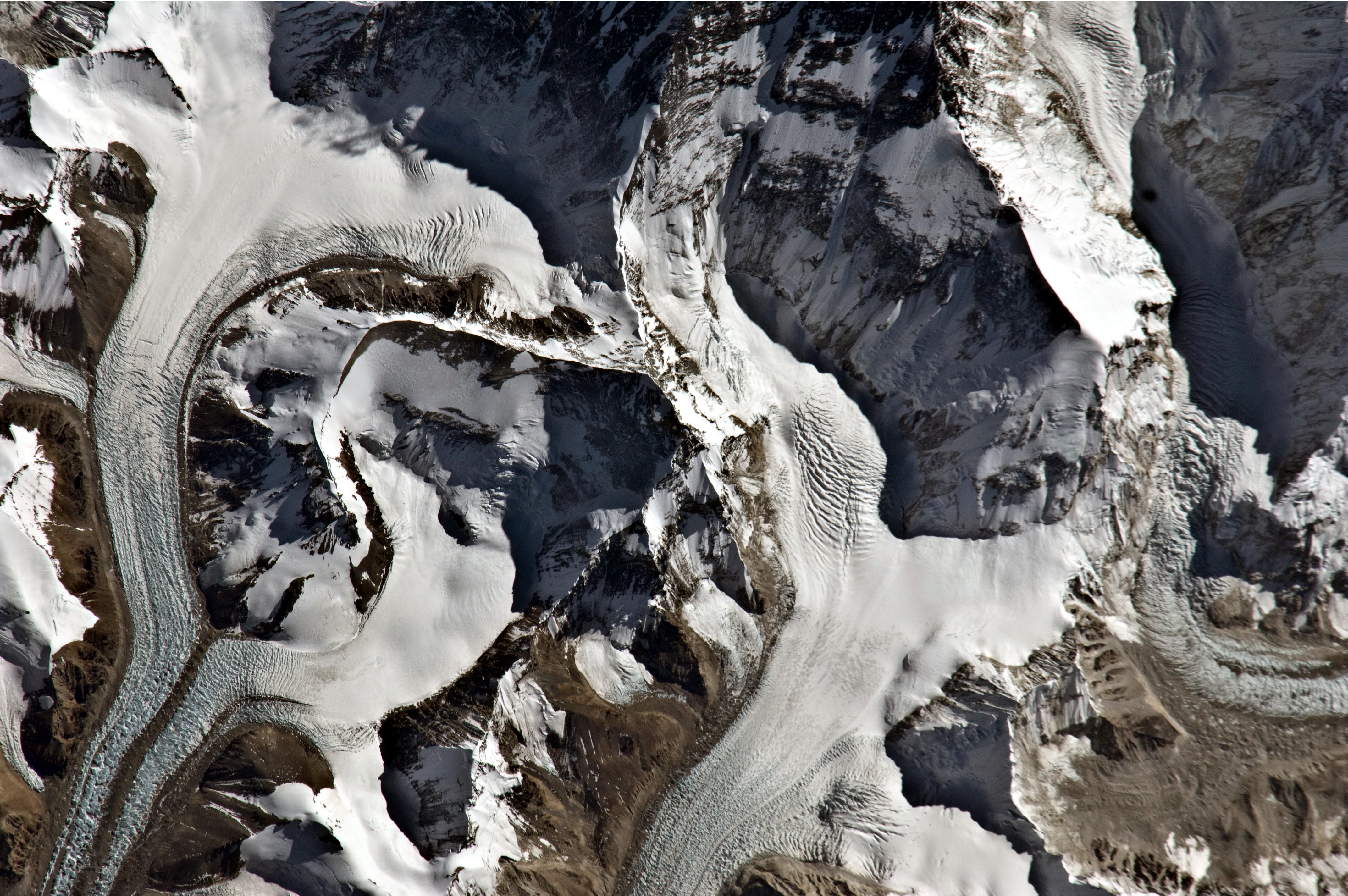 File:North Col of Mount Everest.JPG - Wikipedia