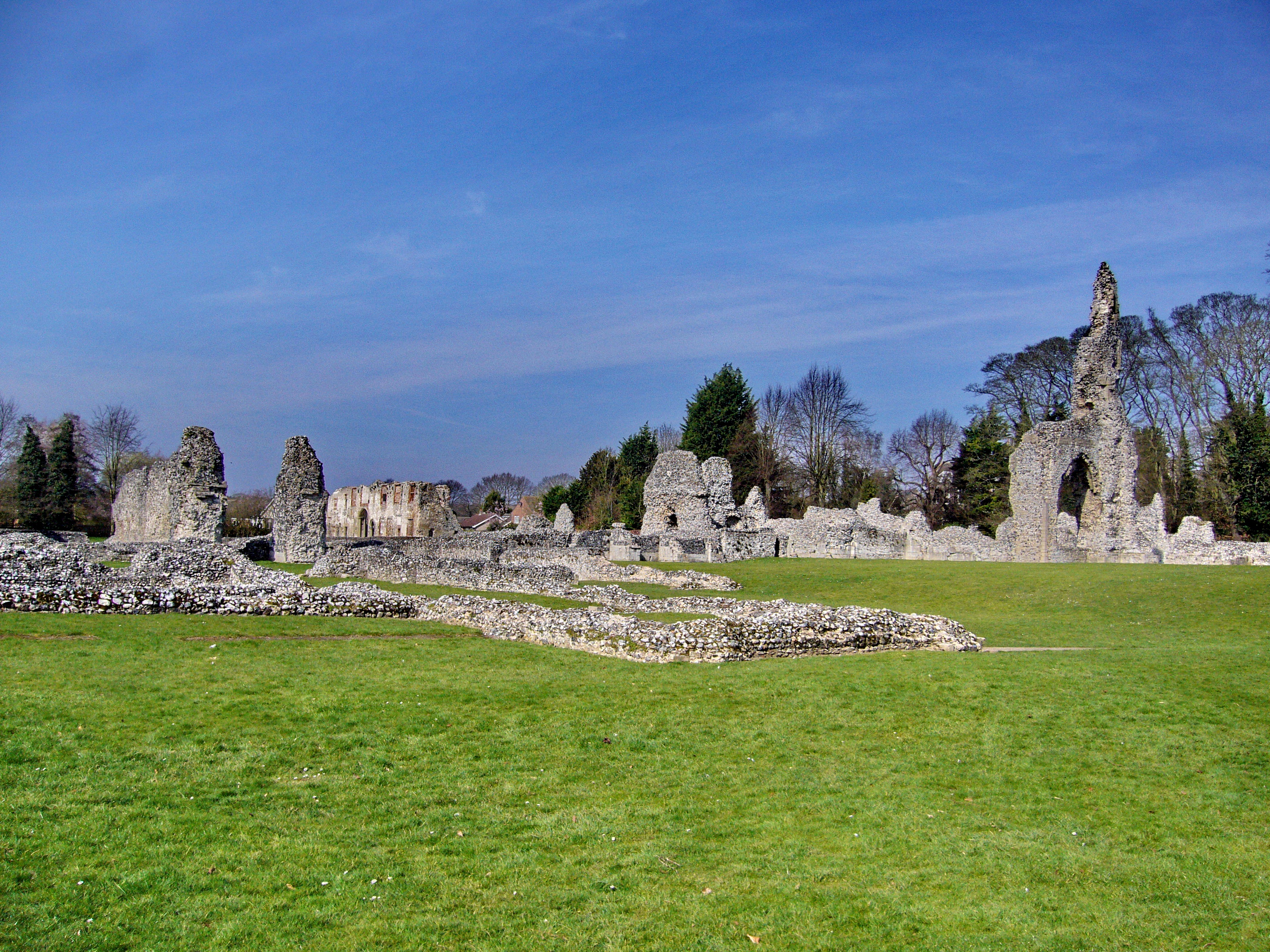 File:Thetford Priory. - panoramio.jpg - Wikimedia Commons