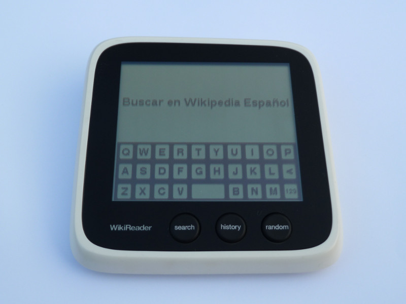 File:WikiReaderEspañol.JPG