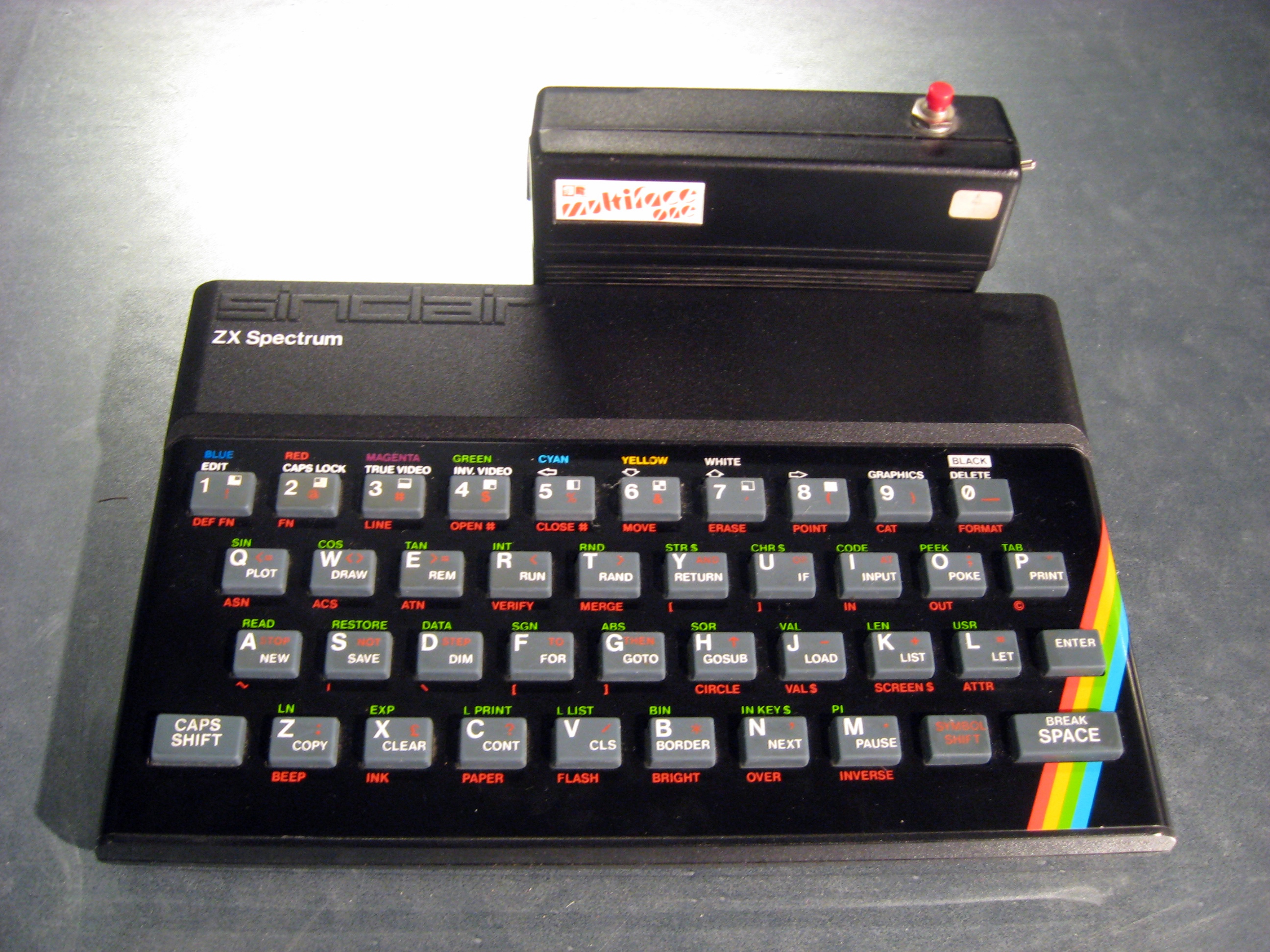 File:ZX Spectrum 48 K (ubt).JPG - Wikimedia Commons