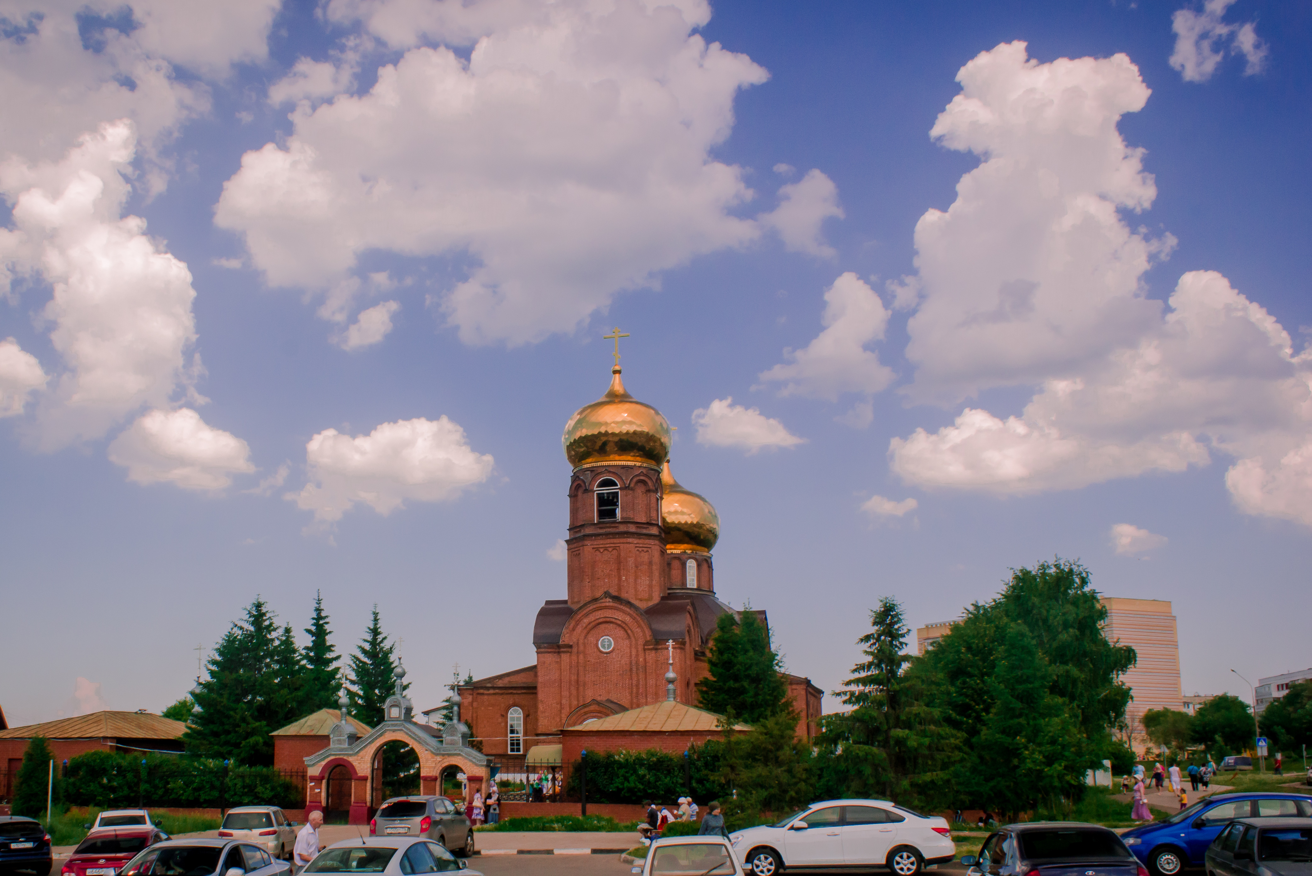 Набережные челны боровецкая. Вознесенский собор (Набережные Челны). Боровецкий собор наб Челны. Боровецкая Церковь в Набережных Челнах. Памятники Набережные Челны Боровецкая Церковь.