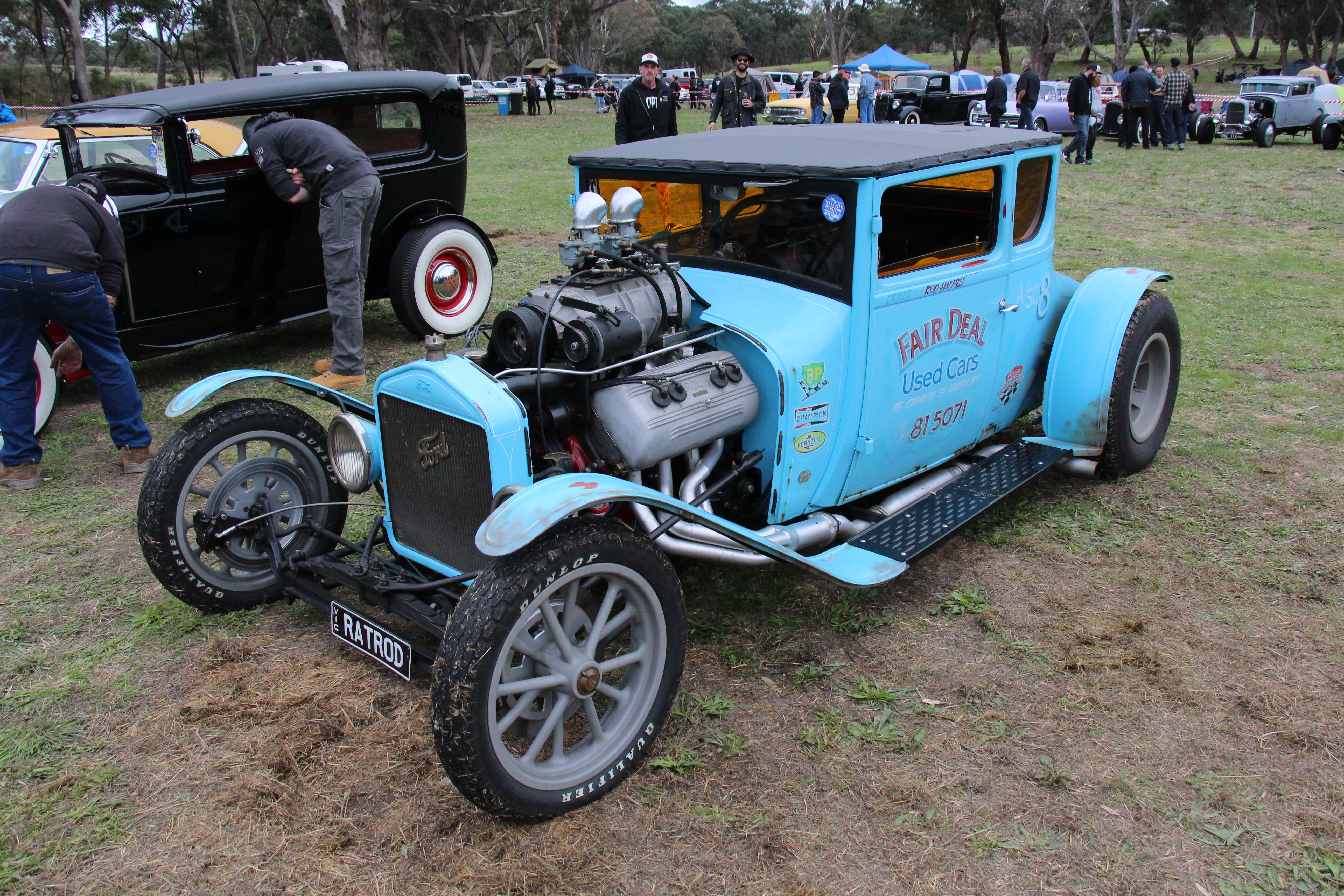 File:1927 Ford Model T Coupe Hotrod (33963608310).jpg - Wikimedia Commons