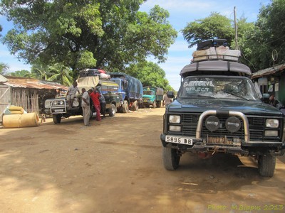 File:Ambilobe, Diana, station taxi-brousse.jpg