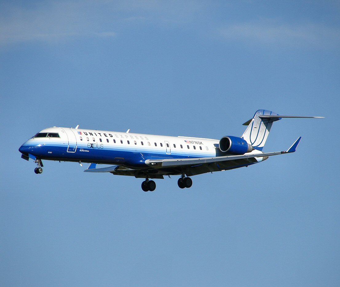 CRJ-700 from Bombardier (278671480).jpg