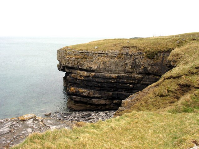 File:Carboniferous Limestone headland south of Porth Forllwyd - geograph.org.uk - 750451.jpg