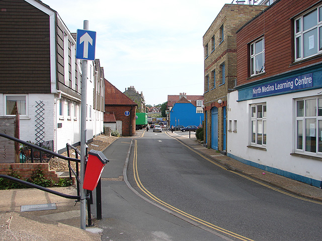 Castle Street, East Cowes - geograph.org.uk - 837227.jpg