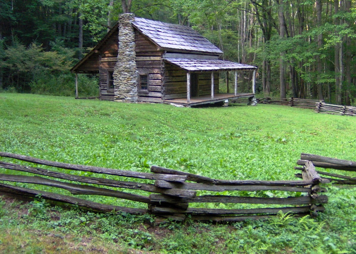 historical cabin in the Great Smoky Mountains National Park