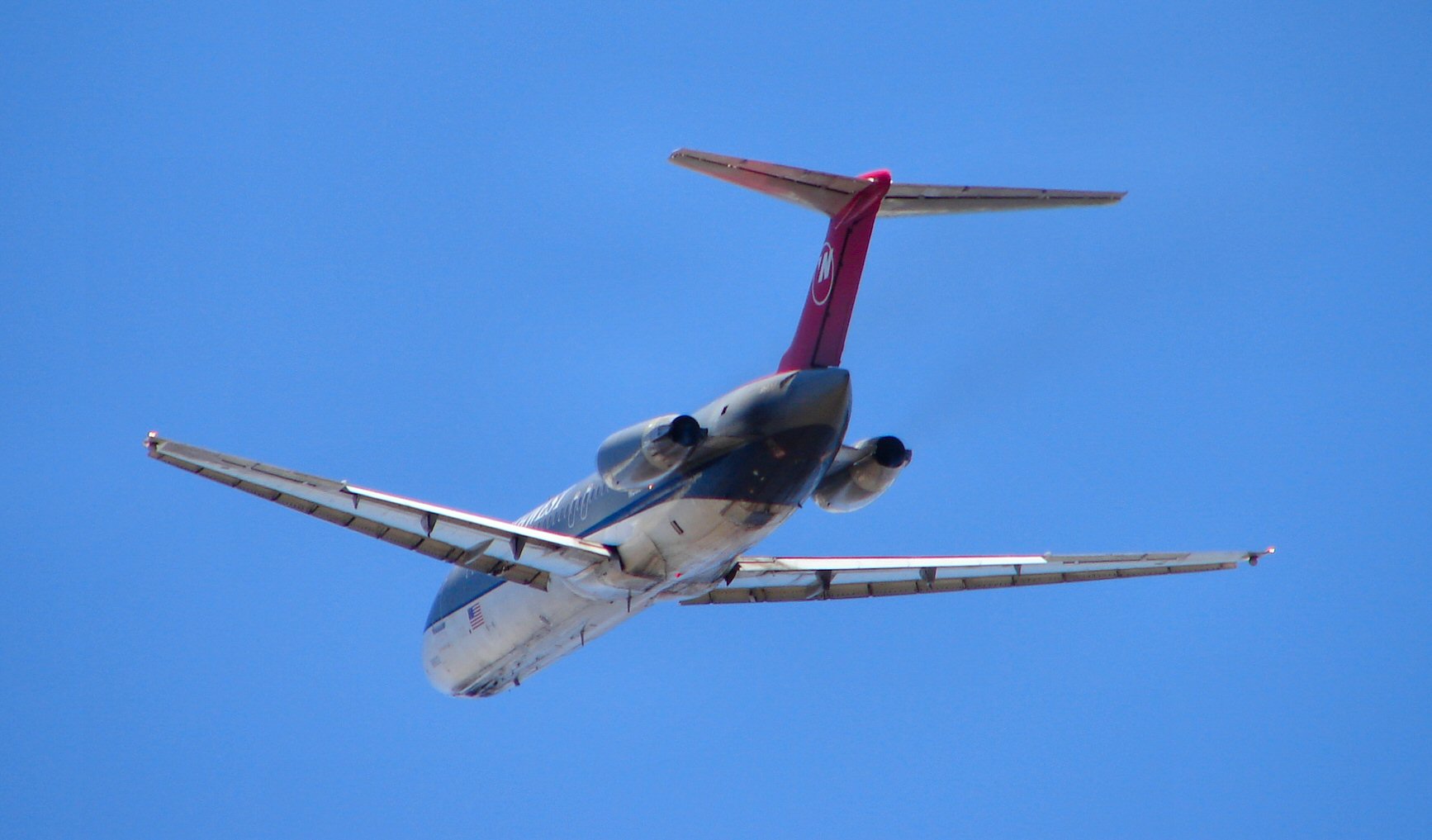 Douglas DC-9-30 (Northwest Airlines) (293291778).jpg