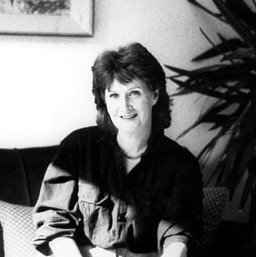 <span class="mw-page-title-main">Eavan Boland</span> Irish poet, author, and professor (1944–2020)