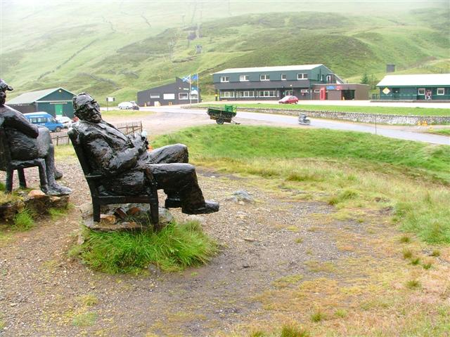 File:Glen Shee Sculpture Park - geograph.org.uk - 38625.jpg