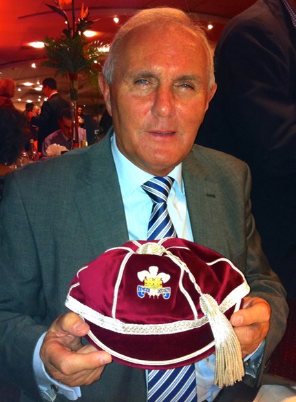 File:Glyn Turner WRU Cap Presentaton 2013.jpg