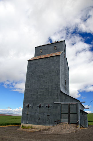A grain elevator along Gordon Ridge Road, Sherman County