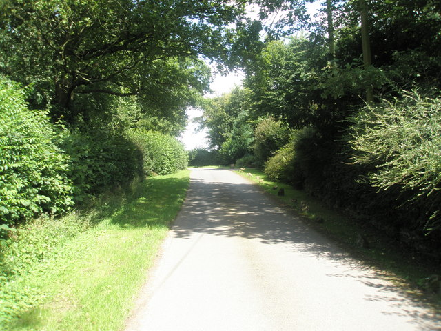 File:Lane leading eventually to Coates Farm - geograph.org.uk - 1446646.jpg