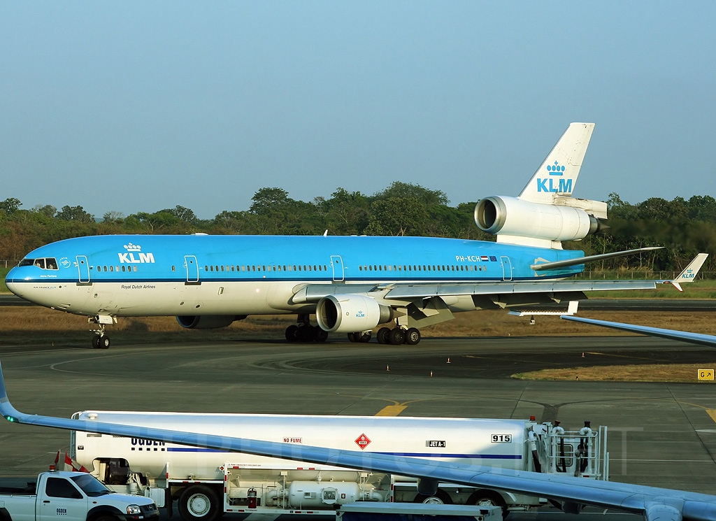 File:McDonnell Douglas MD-11, KLM Royal Dutch Airlines JP6681665