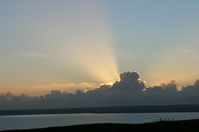 File:Rays of Sunshine - geograph.org.uk - 918533.jpg