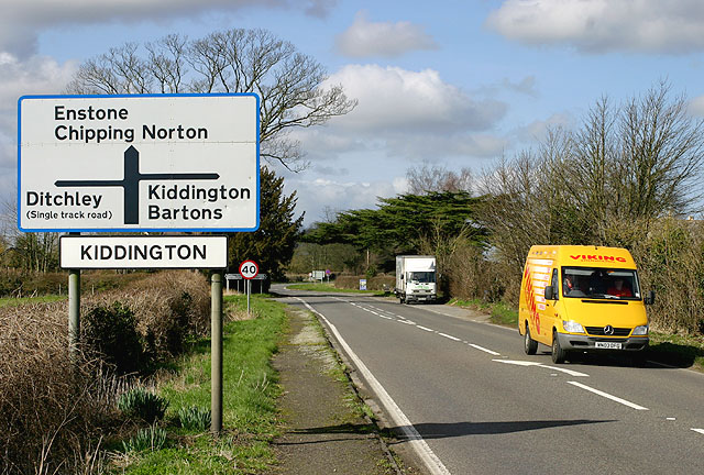 File:The A44 at Kiddington - geograph.org.uk - 358619.jpg