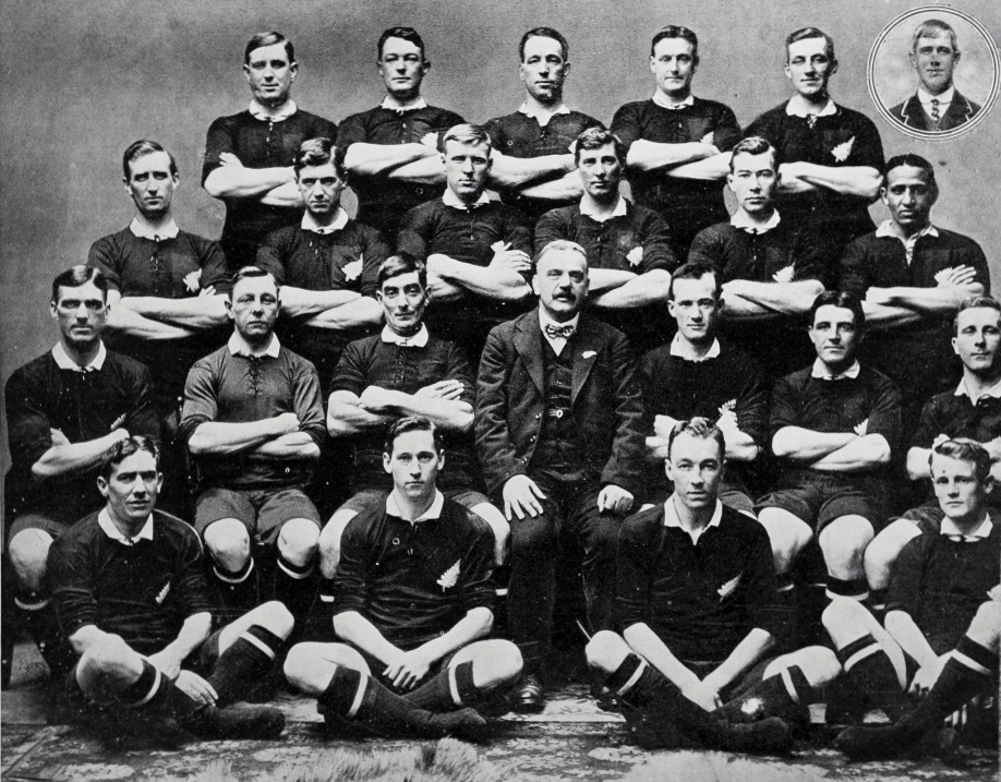 50+ All Blacks Team Photo Gif