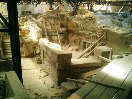 File:Akrotiri excavation.jpg