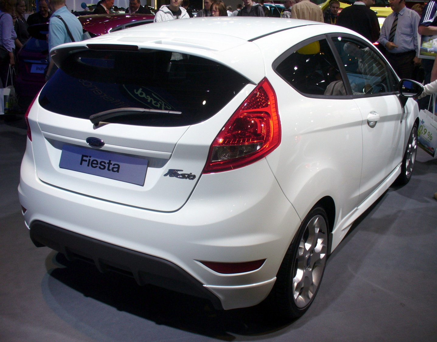 File:2010 Ford Fiesta 1.2 - rear.jpg - Wikimedia Commons