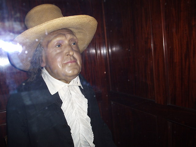 File:Jeremy Bentham embalmed - geograph.org.uk - 221062.jpg