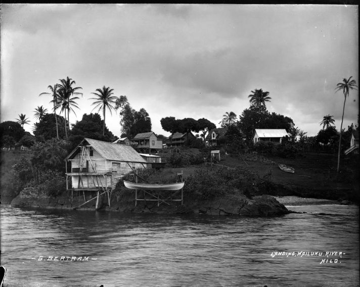 File:Landing of Wailuku River, photograph by Brother Bertram.jpg