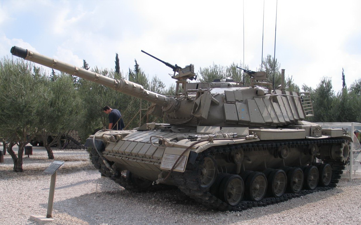 بالصور، دبابة كرار المتطورة.. أربع خصائص مهمة ومتميزة M60A1-Patton-Blazer-latrun-2