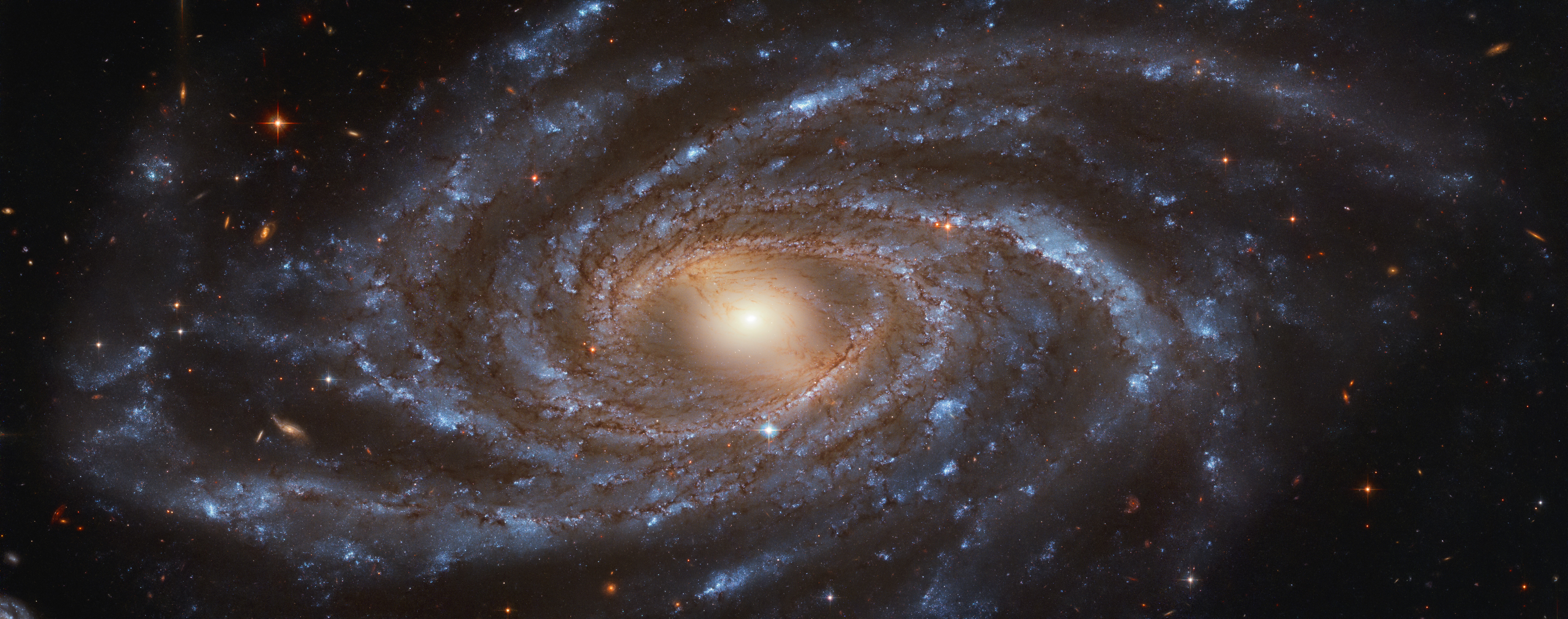 Тысячи световых лет. Галактика NGC 2775. Галактика NGC-5010. Спиральная Галактика NGC 3628. Спиральная Галактика Джеймса Уэбба.