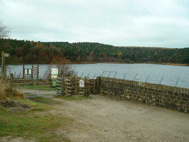 File:Ogden Reservoir - geograph.org.uk - 84657.jpg