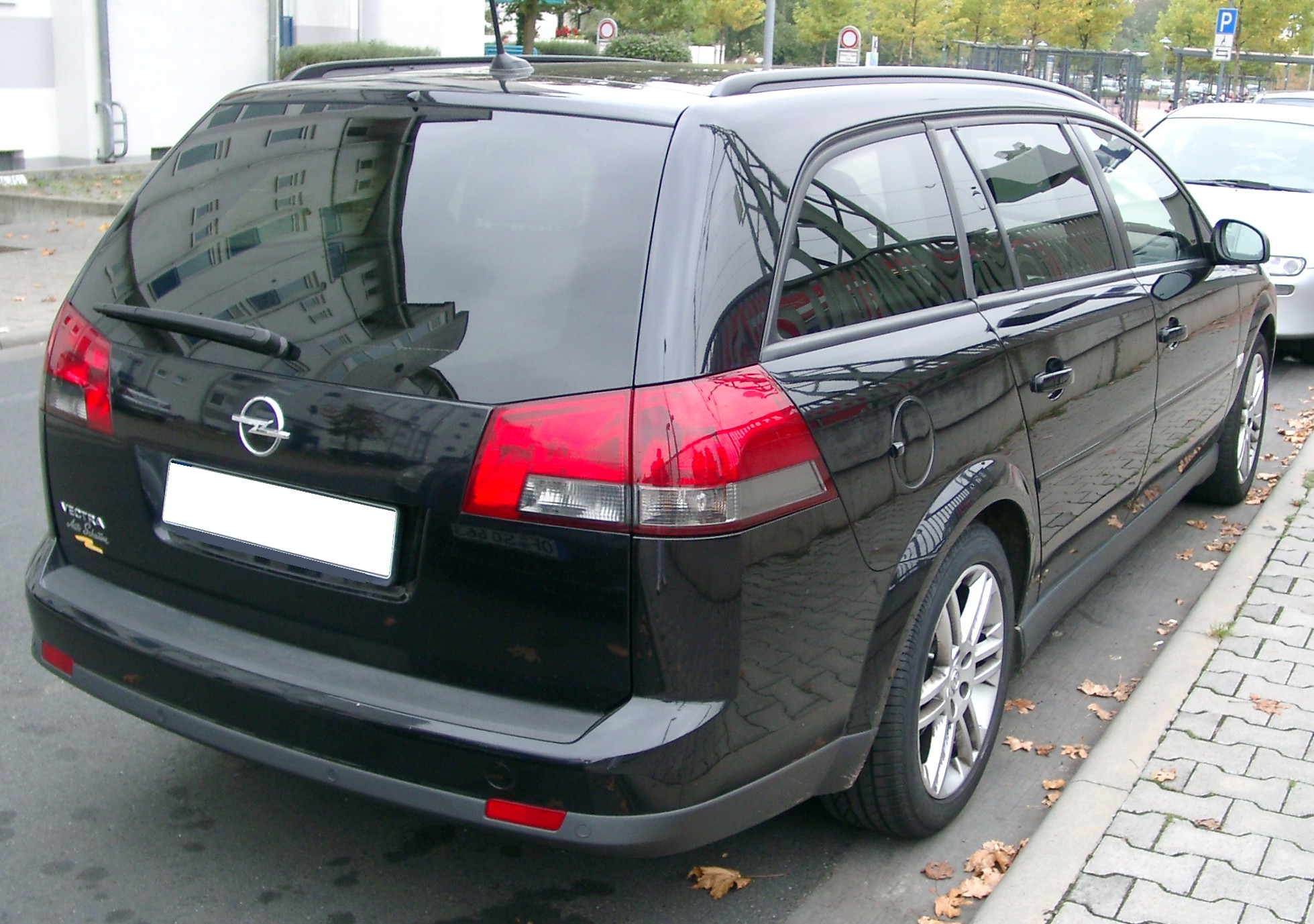 File:Opel Vectra rear C - Wikimedia Caravan 20071002.jpg Commons