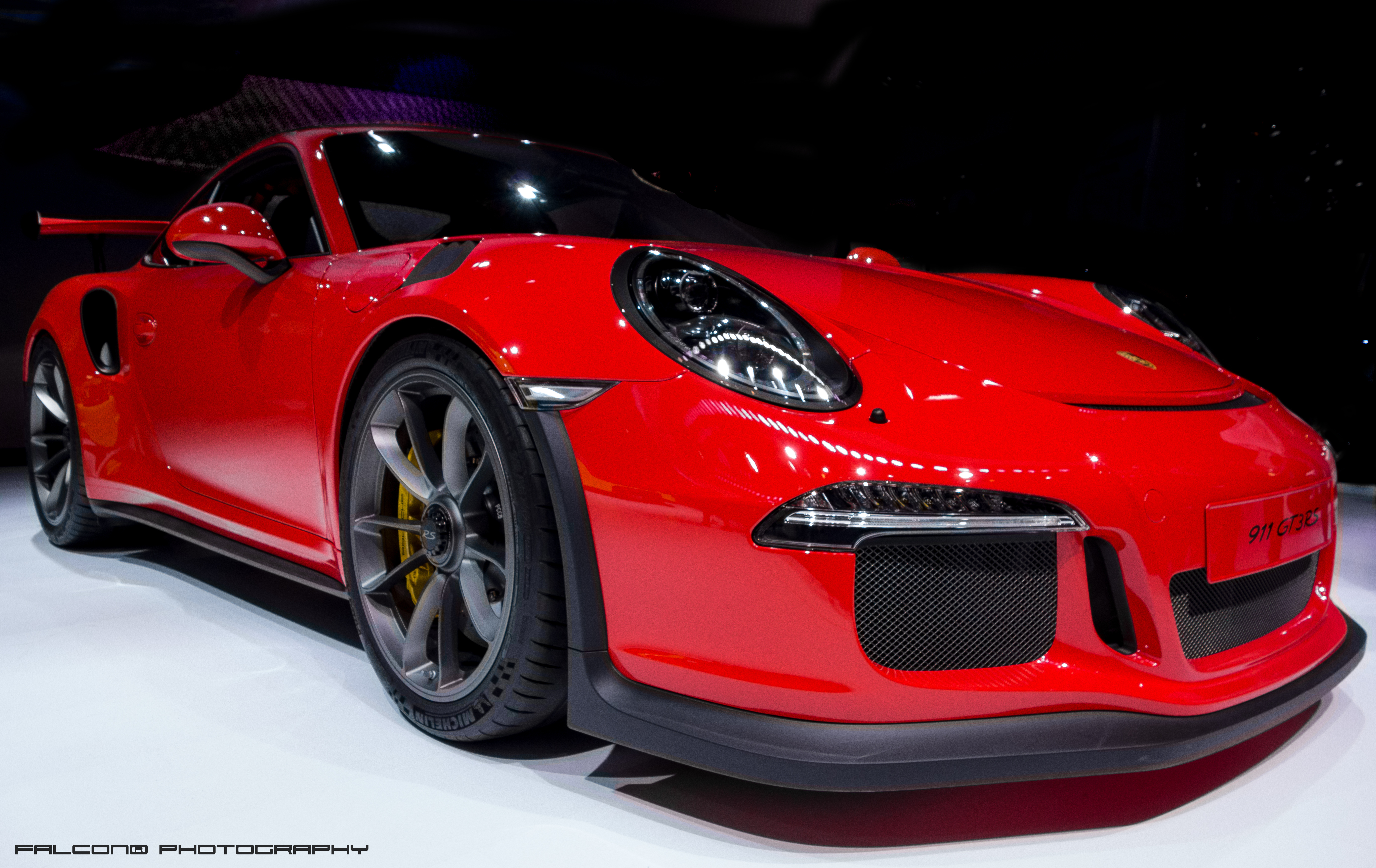 Porsche_911_GT3_RS_2016.jpg