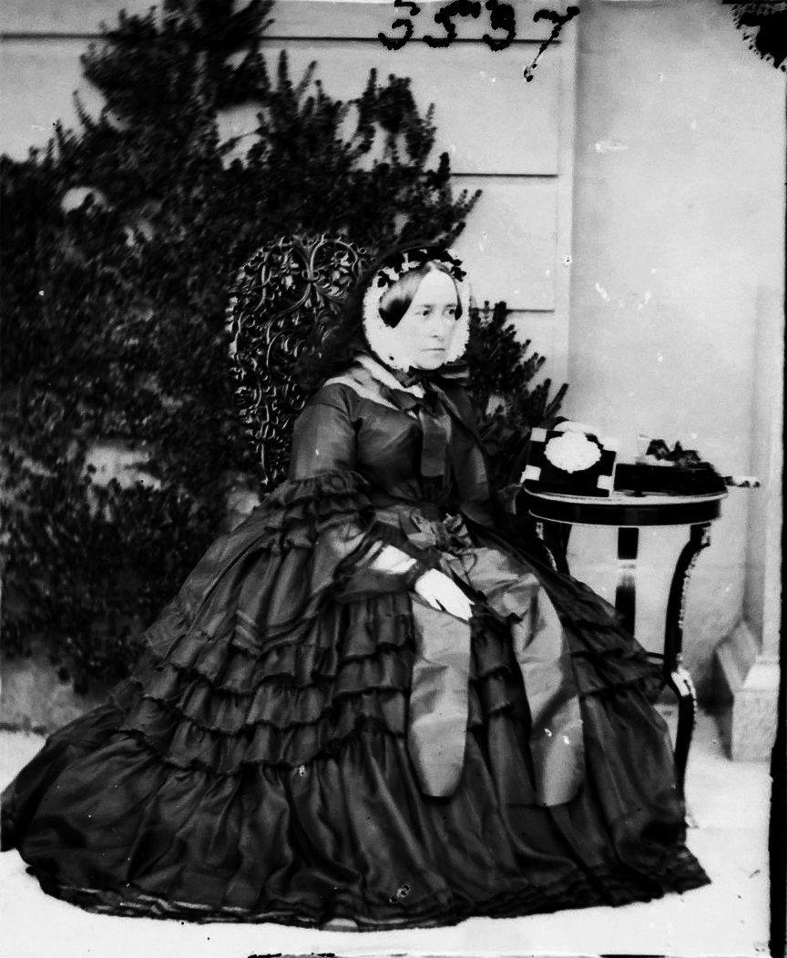 Queen Victoria - Wikipedia