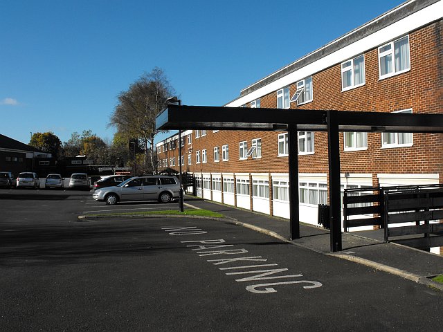 File:Rear of Holiday Inn, Great Barr - geograph.org.uk - 3210479.jpg