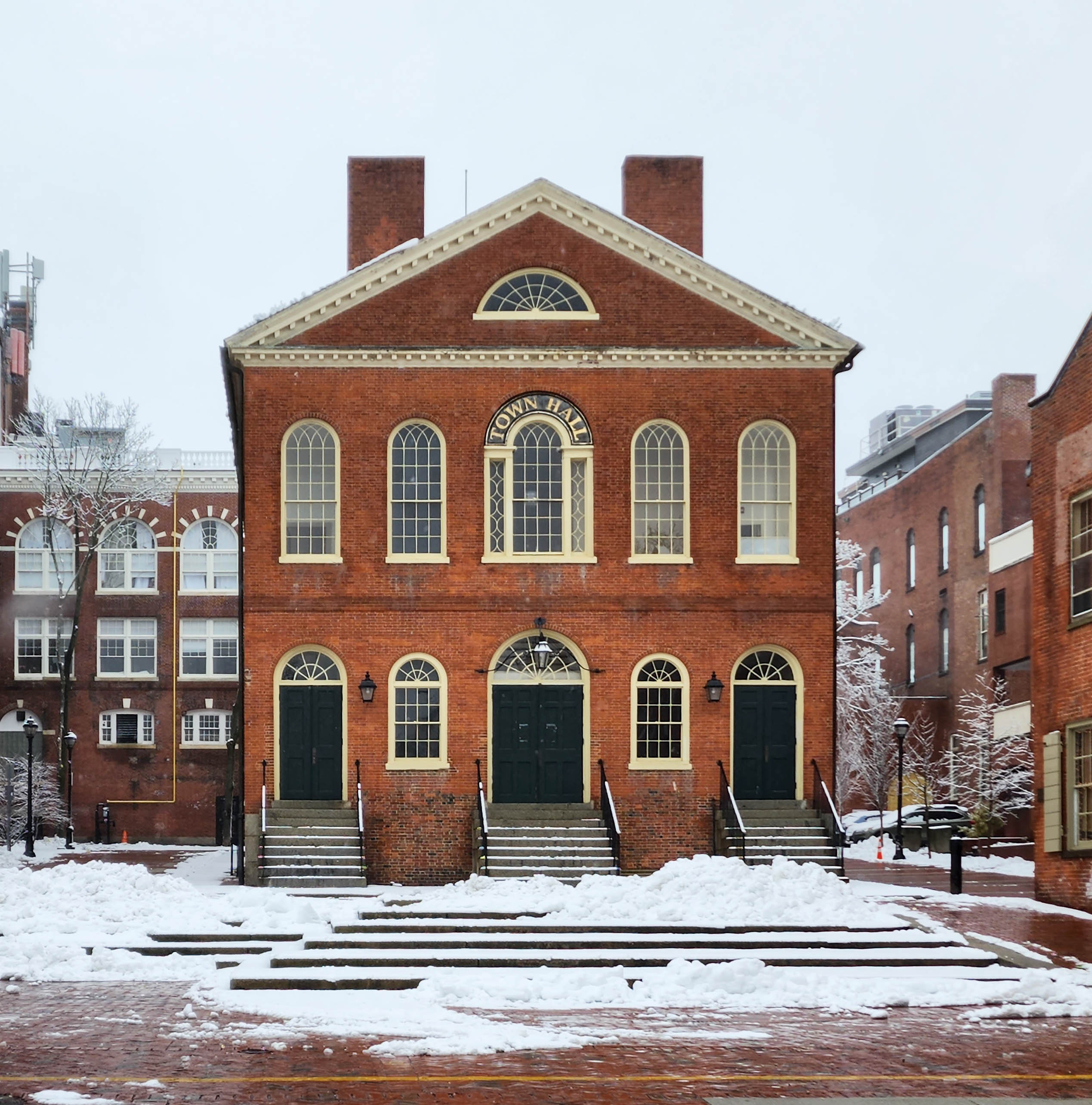 File:Old Town Hall Marketplace.png - Salem Links and Lore