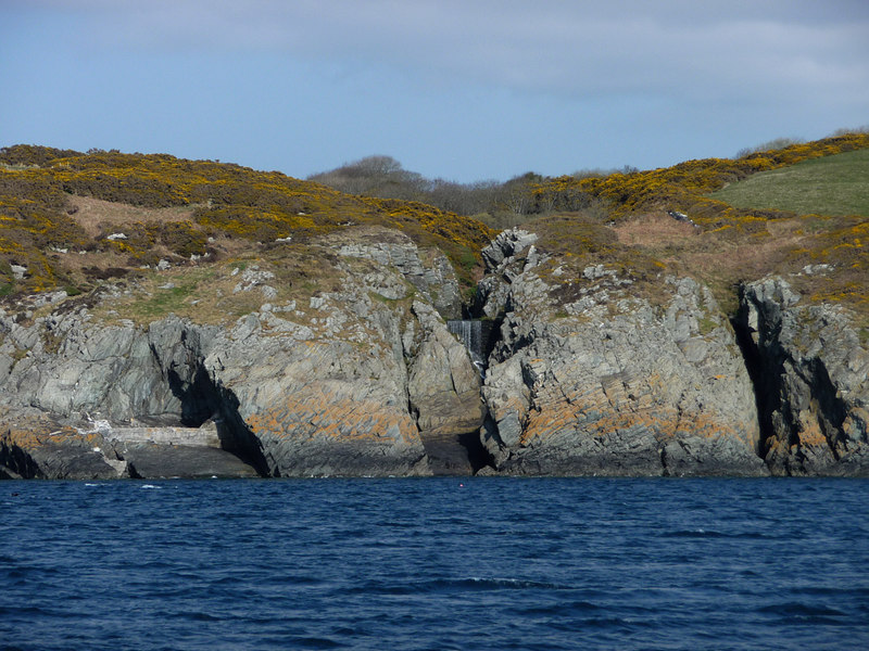 Sea Lion Cove - geograph.org.uk - 1825066