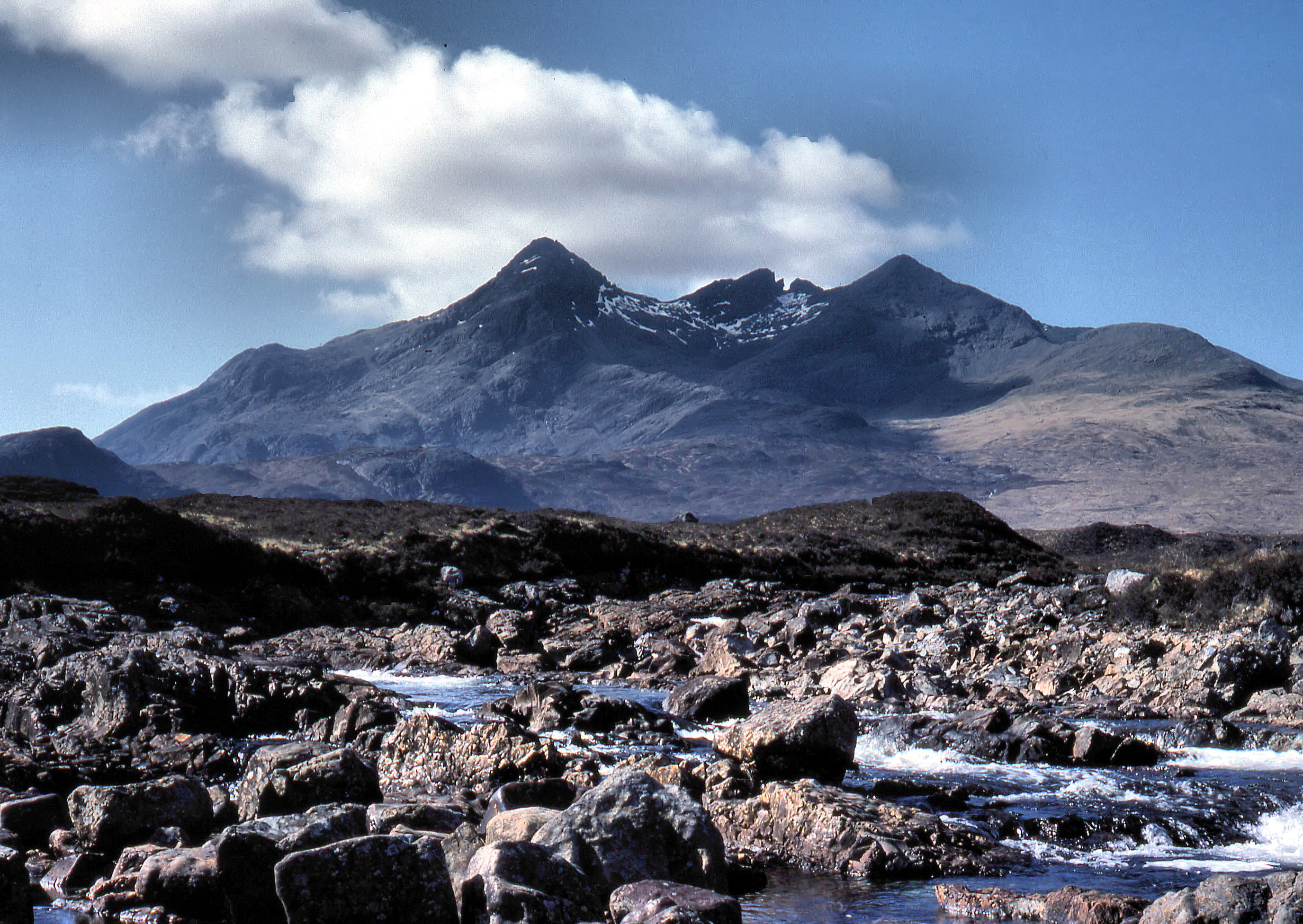 Dunvegan Castle: Invading hordes help secure the MacLeods' Skye